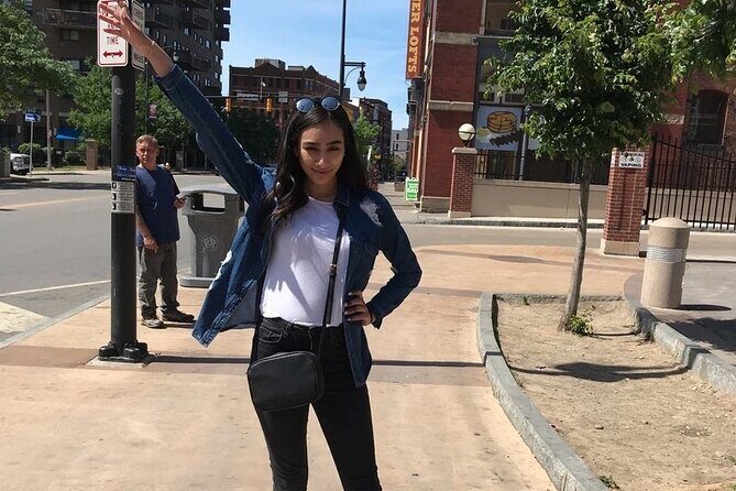 Scavenger Hunt in Columbia by Wacky Walks - Why This Tour Offers Great Value