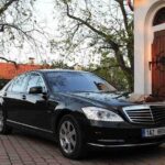 Scenic transfer from Prague to Passau with 4 hours sightseeing in Cesky Krumlov - Why This Tour Offers Great Value