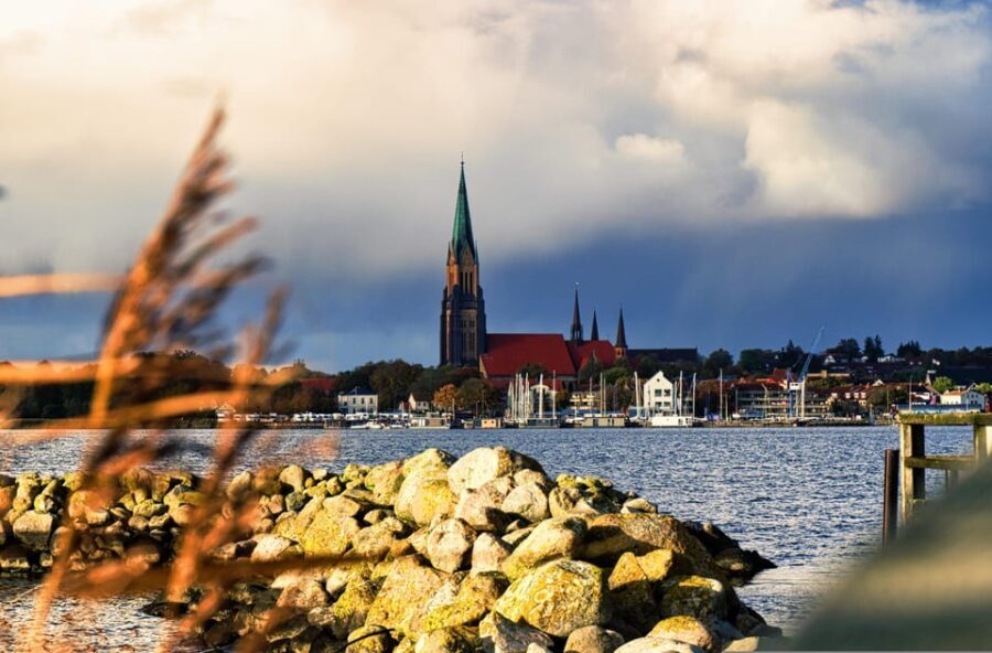 Schleswig: Highlights tour (cathedral, old town, Holm, city harbor) - A Closer Look at the Schleswig Highlights Tour