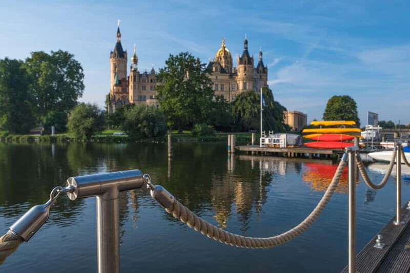Schwerin: Express Walk with a Local - The Value of a Guided Walk in Schwerin