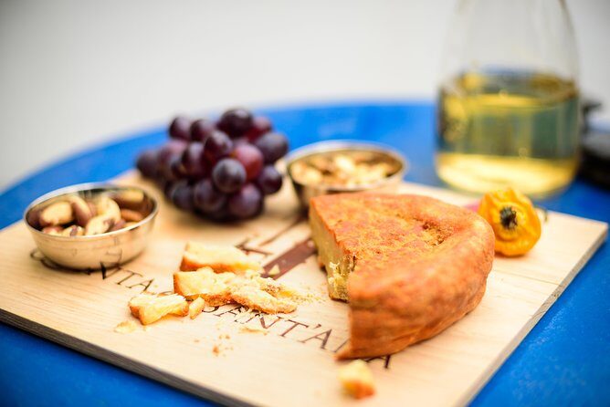 Seasonal Portuguese Lunch with a Local in His Charming Home - Who Will Appreciate This Tour?