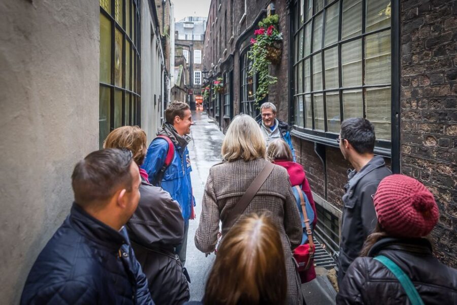 Secrets of London Walking Tour - Exploring Londons Secrets on Foot