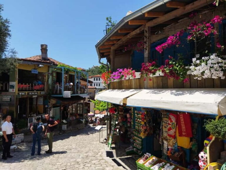 Secrets of the Old Town Bar - A Journey through Millennia - Exploring the Tour in Detail