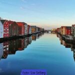See the city power-walk - Exploring Trondheim on a Power-Walking Tour: An In-Depth Look