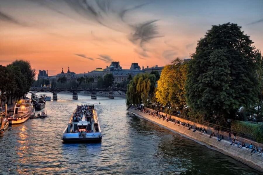 Seine River Cruise with Free Notre Dame Digital AudioGuide - The Landmarks from the Water