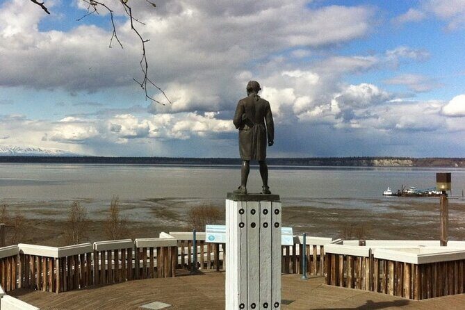 Self-Guided Anchorage Scavenger Hunt: Mushing Through Anchorage - A Detailed Look at the Itinerary and Experience