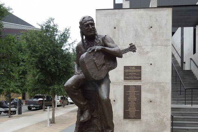 Self-Guided Austin Scavenger Hunt: Birds, Bats, BBQ and Bass - What We Think Could Be improved