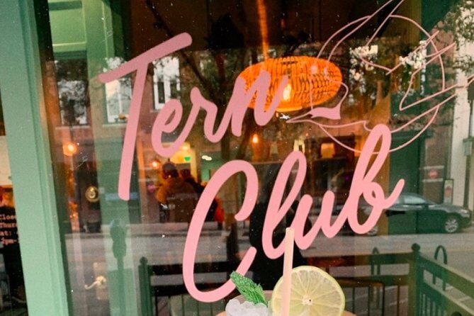 Self-Guided Bar Hunt: Swell Times in Scruffy City - A Detailed Look at the Knoxville Bar Adventure Hunt