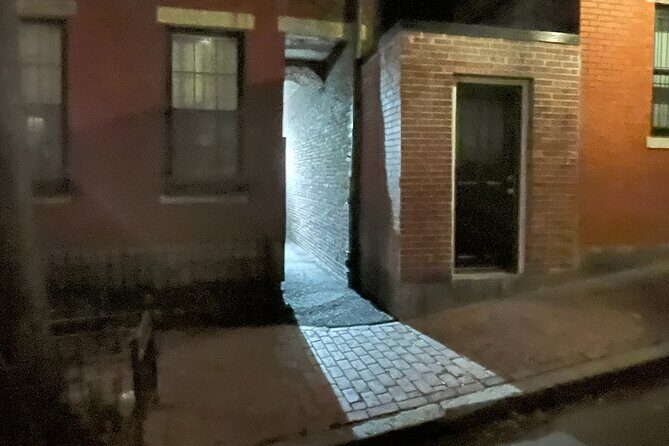 Self-Guided Boston's Beacon Hill Underground Railroad Audio Tour Walking Tour - The Experience in Detail