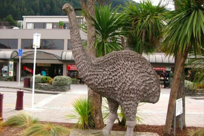 Self-Guided Queenstown Scavenger Hunt: Queenstown Take The Leap! - Details That Matter