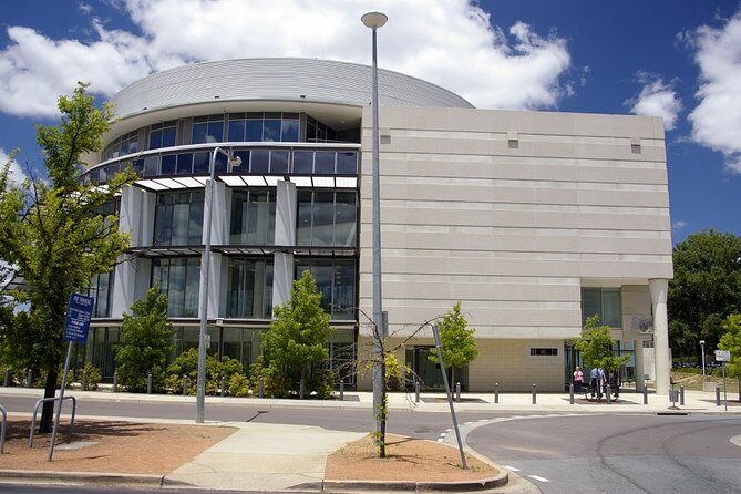 Self Guided Scavenger Hunt: Culture In Canberra, ACT - The ideal audience for this tour
