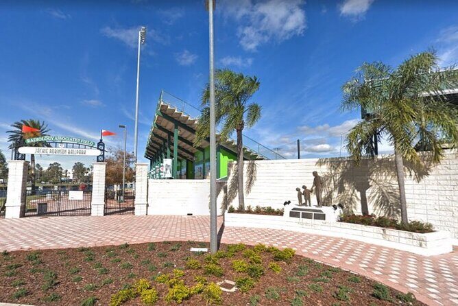 Self-Guided Scavenger Hunt: History Beyond The Beach - Practical Tips for a Smooth Experience