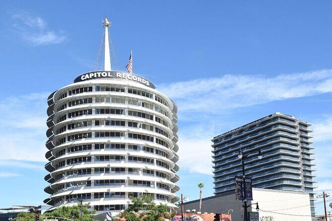 Self Guided Scavenger Hunt: Tinseltown's Biggest Stars - The Route and Landmarks in Detail