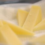 SENSORY TASTING OF EXTRA VIRGIN OLIVE OIL IN LECCE - A Closer Look at the Sensory Olive Oil Experience