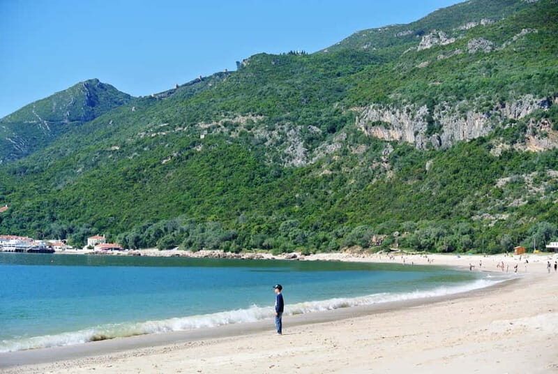 Sesimbra & Arrábida National Park Tour with 5 Wines Tasting