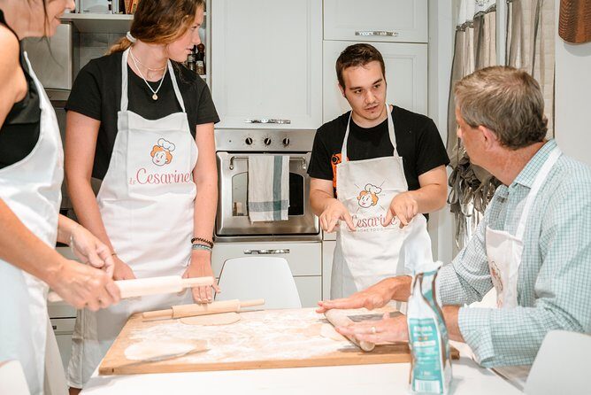 Share Your Pasta Love in a Locals Home in Florence - The Full Experience: What to Expect in Detail