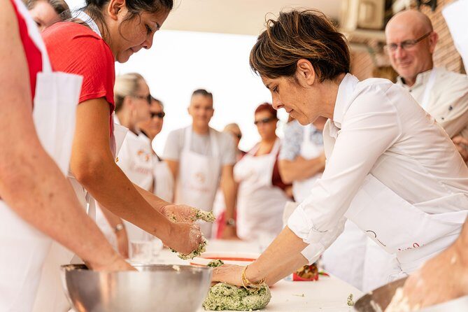 Share your Pasta Love: Small group Pasta and Tiramisu class in Pisa - Who Should Consider This Tour?