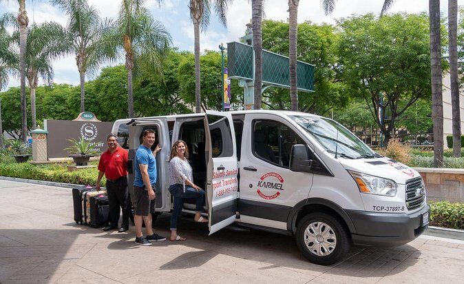 Shared ride Arrival Transfer John Wayne airport to Anaheim hotels - Who should consider this transfer?