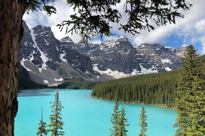 Shared Tour: Emerald Lake Lake Louise & Moraine Lake from Calgary - The Transportation & Group Experience
