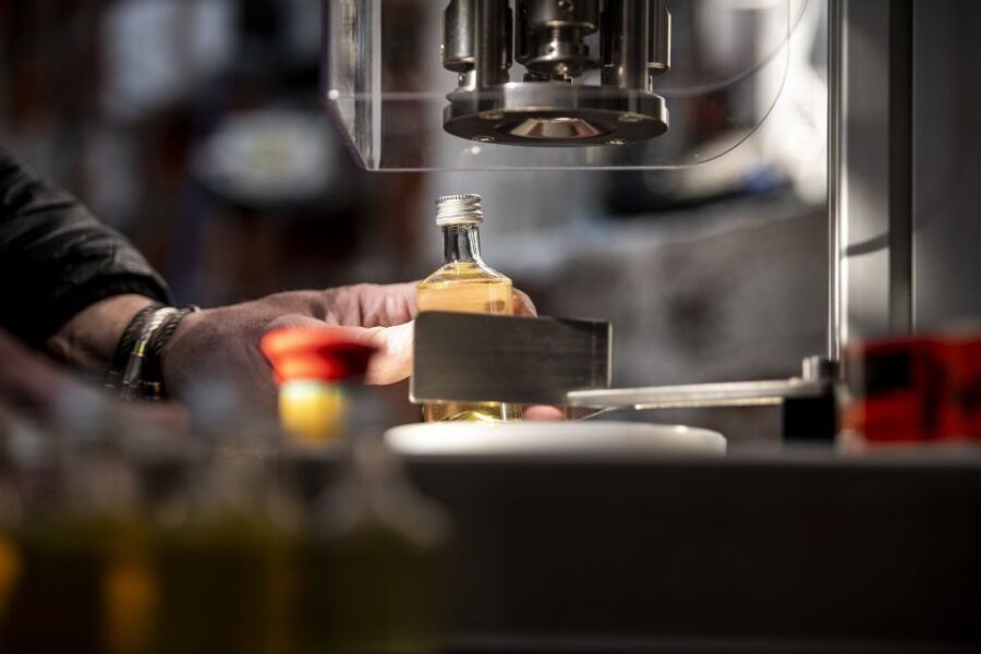 Sheffield: Gin Distillery Tasting Visit with Guided Tour - Who Will Enjoy This Tour?