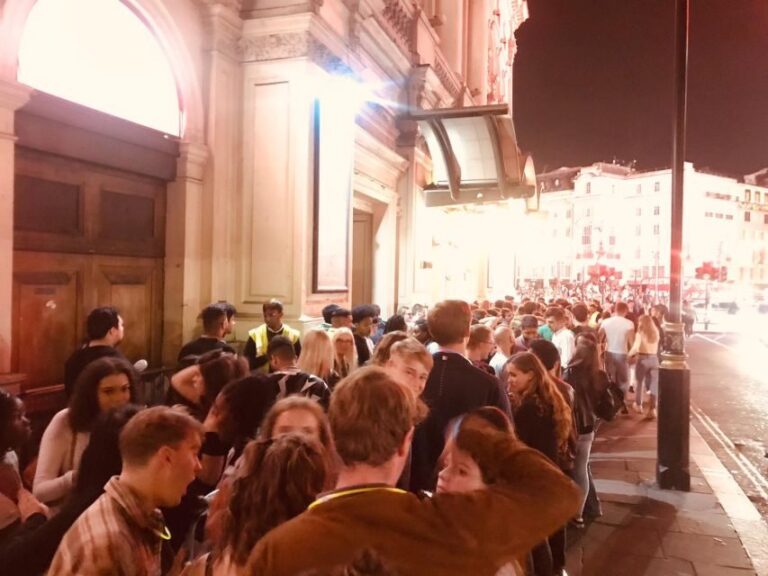 Shoreditch Pub Crawl - Who Is This Pub Crawl Best For?