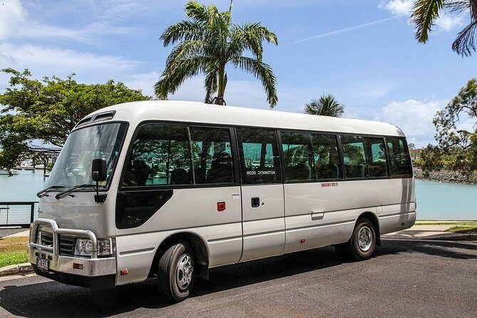Shuttle from Proserpine Airport to Airlie Beach - In-Depth Look at the Transfer Experience