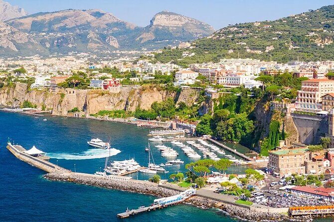 Shuttle service from Sorrento to Napoli Airport/Train Station - Who Would Love This Service?