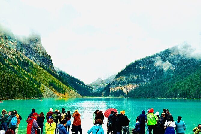 ShuttleBus 2way Banff to Lake Louise (1Hr) and Moraine Lake (1Hr) - The Experience in Detail: What You Can Expect