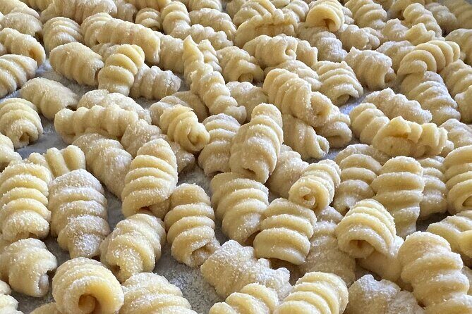 Sicilian Homemade Pasta Class, Wine Tasting & Dinner in Palermo - Exploring the Palermo Pasta Class & Dinner Experience