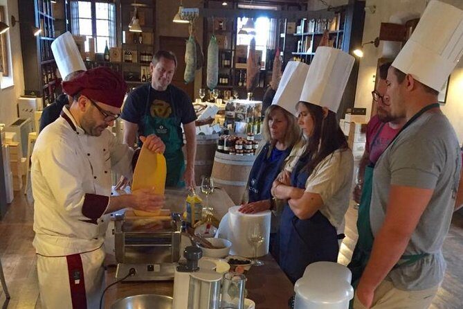 Siena countryside: cooking class in an exclusive estate - Who Should Consider This Experience?