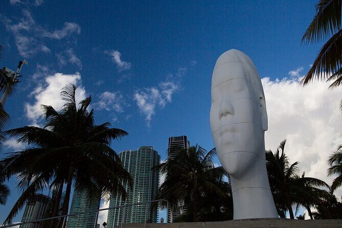 Sights of Downtown Miami: a Smartphone Audio Walking Tour - An In-Depth Look at the Itinerary and Experience