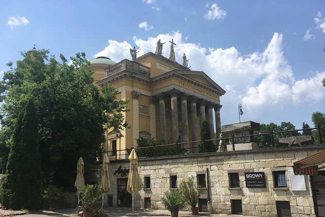 Sightseeing And Wine Tour In Eger - A Deep Dive into the Eger Sightseeing and Wine Tour