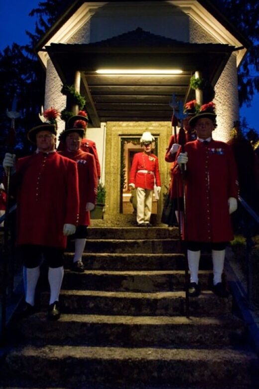 Silent Night Oberndorf Christmas Eve Tour from Salzburg - A Thoughtful Look at the Silent Night Oberndorf Christmas Eve Tour