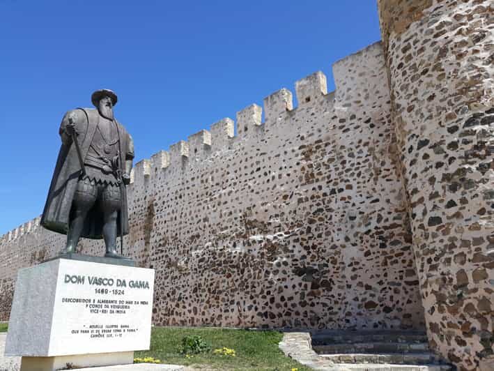 Sines: Tour of the historic center, museum & castle of Sines - In-Depth Look at the Sines Tour