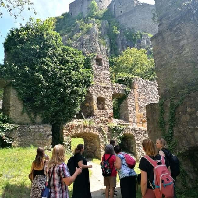 Singen: Guided tour of the Hohentwiel fortress ruins with a castle researcher - A Closer Look at the Hohentwiel Fortress Tour