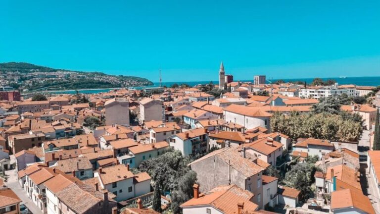 Sip & Step: A Flavorful Walk Through Koper's History - What’s Included and What’s Not