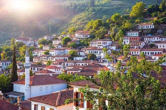 Sirince Village & Selcuk Bazaar Tour From Kusadasi - Who Should Consider This Tour?