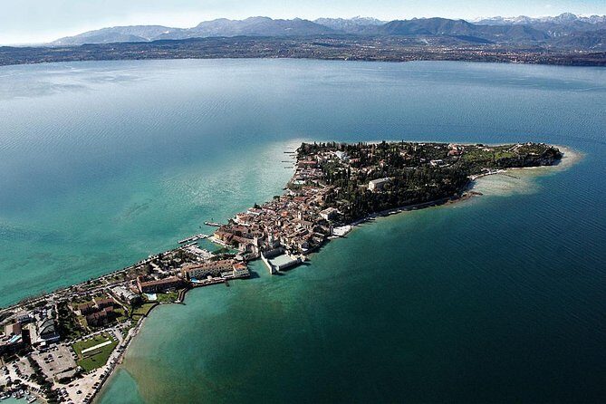 Sirmione & Verona, Lake Garda, private guided tour from Milan - Why This Tour Stands Out