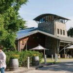 Sirromet Winery A Petit Pairing - Discovering Sirromet Winery: Location and Setting