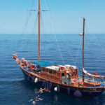Skiathos: Wooden Sailboat Full- or Half-Day Trip with Meal - The Experience in Depth