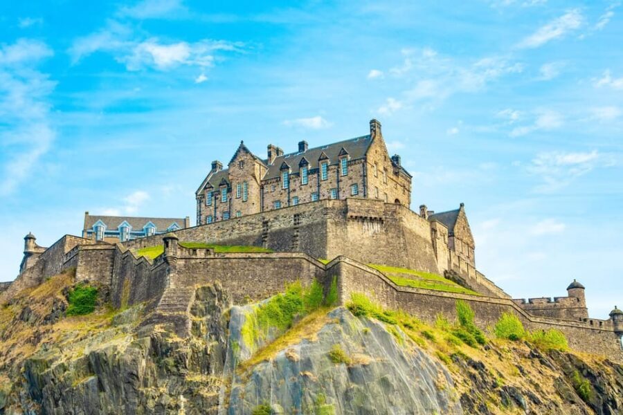Skip-the-line Edinburgh Castle with Old Town Walking Tour - Exploring Edinburgh’s Royal Highlights with a Private Guide