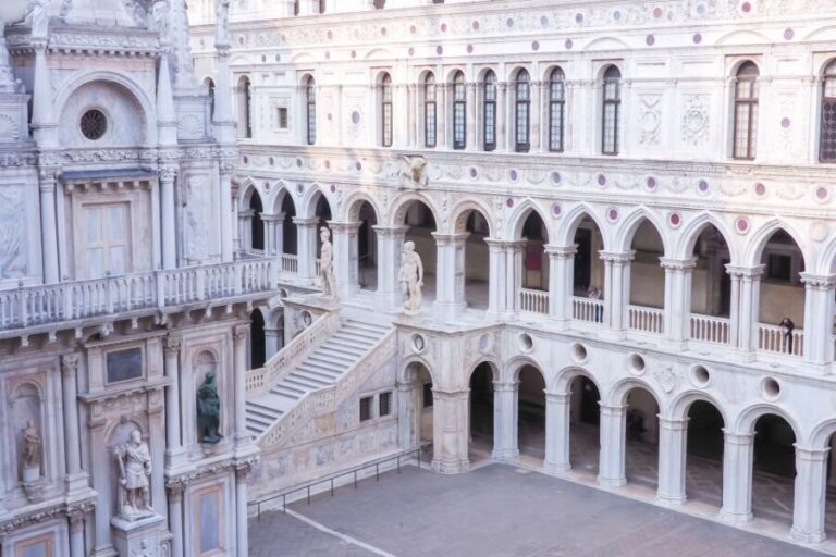 Skip-the-Line Guided Tour of Doge's Palace - How the Tour Works: Logistics and Practical Details
