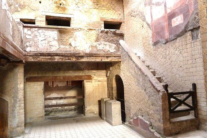 Skip the Line Half Day Private Tour of Herculaneum Highlights with Local Guide - Why Choose This Tour? A Deep Dive into Herculaneums Charm