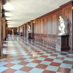 Skip-the-line Hampton Court Palace from London by Car - An In-Depth Look at the Hampton Court Palace Tour