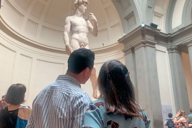 Skip-the-Line Michelangelo's David & Florence Academy Guided Tour w Hotel Pickup - An In-Depth Look at the Tour Experience