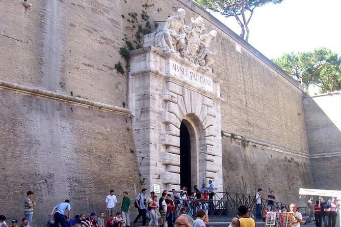 Skip the Line Tour Express Escorted Visit of the Sistine Chapel - Who Will Love This Tour?