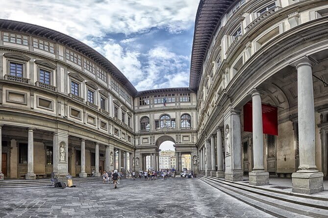 Skip the line Uffizi Gallery, Old Town and Duomo Private Tour - FAQs