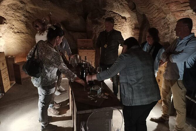 Small group Chianti, Montalcino & Monteriggioni castle from Siena - What’s Included and How It Adds Value
