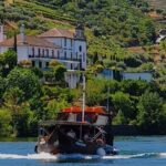 Small Group Douro Wine Valley Tour with Lunch and Wine Tasting - Who Would Enjoy This Tour?
