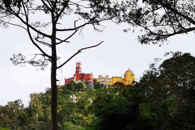 Small Group FULL DAY PRIVATE TOUR Sintra + Cascais+Roca Cape - FAQs